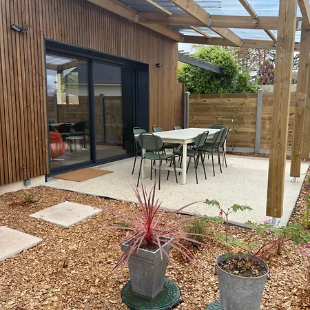 La Mesa Normande, Et Avec Jardin